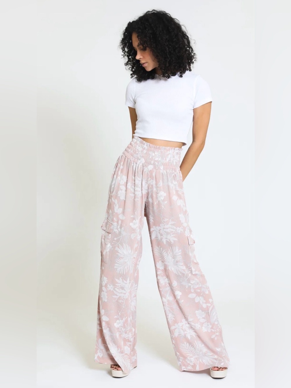 Rewash Mauve & Cream Floral Smocked Wide-Leg Pants - Size Medium (NWT)